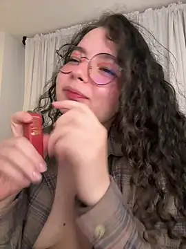 Snapshot of Antoniart_ chatting on March 12, 4:51 am Antoniart online show from March 12, 4:51 am