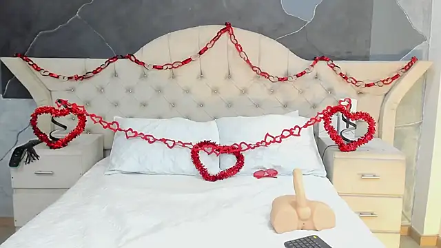 AmberGreyy  online show from February 14, 3:47 pm
