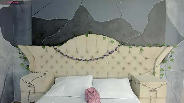 AmberGreyy  online show from November 3, 6:09 pm