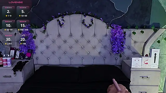 AmberGreyy  online show from June 15, 6:54 pm