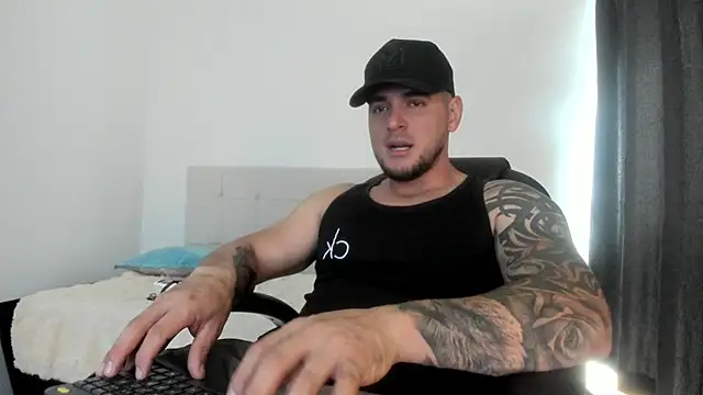 Teilor Creed online show from October 2, 8:05 pm