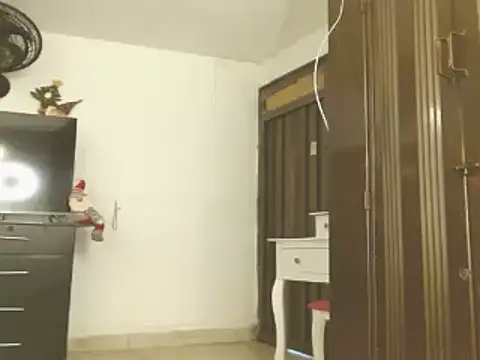 engielphoenis14 online show from December 19, 4:13 pm