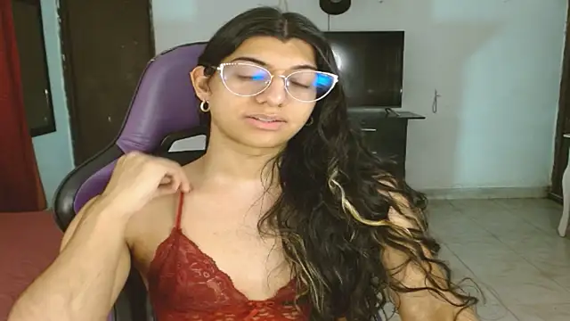 engielphoenis14 online show from February 28, 10:33 pm