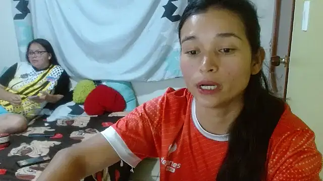 clayre and jill online show from January 13, 2:50 am