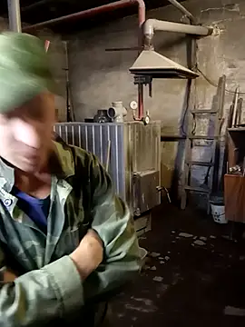 Snapshot of MityaXLoves chatting on October 15, 6:19 pm MityaXLoves online show from October 15, 6:19 pm