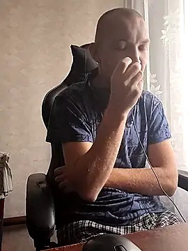 Snapshot of MityaXLoves chatting on November 7, 7:08 am MityaXLoves online show from November 7, 7:08 am