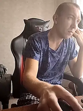 Snapshot of MityaXLoves chatting on November 25, 6:24 am MityaXLoves online show from November 25, 6:24 am