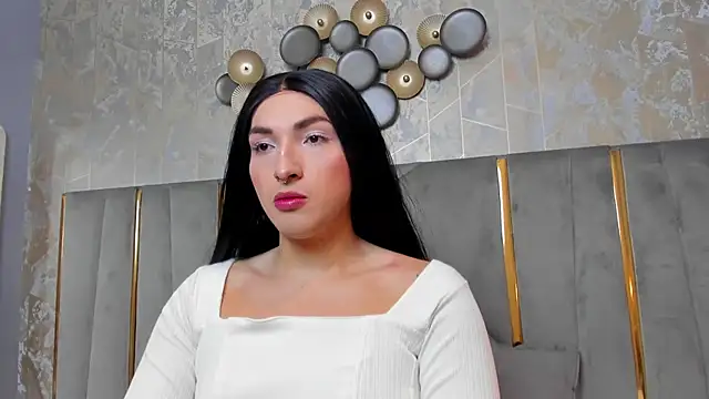 TomLondon  online show from January 20, 11:35 am