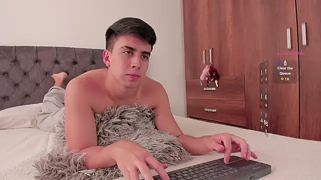 jordanmuskk online show from November 18, 4:11 pm