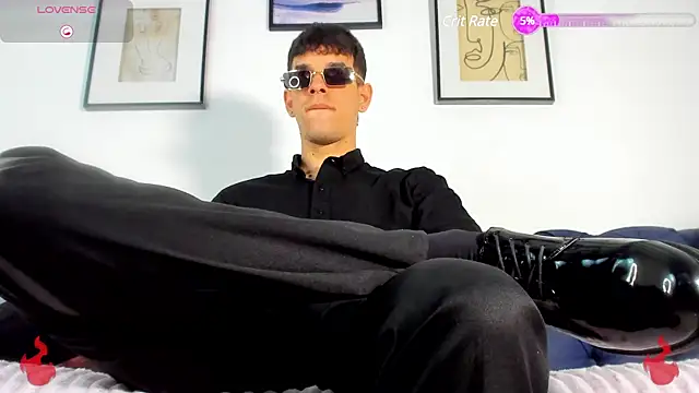 BRAYHAMBROWN online show from March 22, 10:59 pm