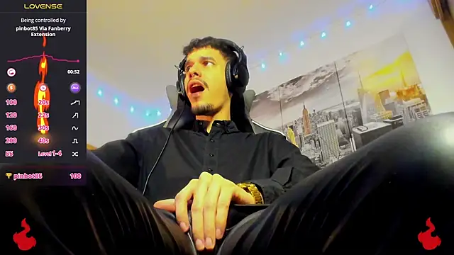 BRAYHAMBROWN online show from September 19, 4:14 am