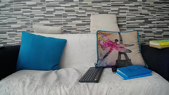 VioletaGomezCo online show from September 27, 1:05 pm