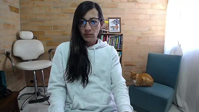 VioletaGomezCo online show from December 15, 2:43 pm