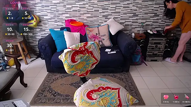 Snapshot of VioletaGomezCo chatting on March 30, 3:02 pm VioletaGomezCo online show from March 30, 3:02 pm