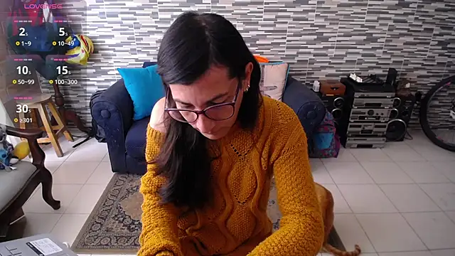 Snapshot of VioletaGomezCo chatting on March 31, 2:39 pm VioletaGomezCo online show from March 31, 2:39 pm