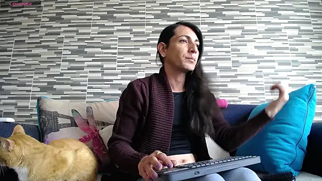 VioletaGomezCo online show from June 22, 2:36 pm