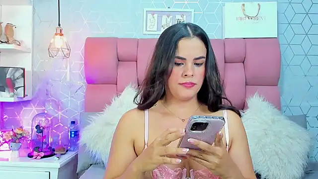 Zoebraham online show from September 24, 8:56 pm