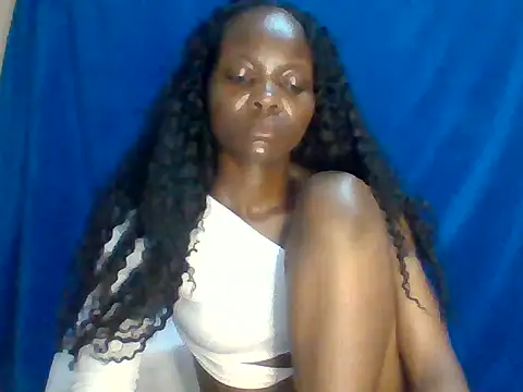 sweet love00 online show from June 10, 2:23 am
