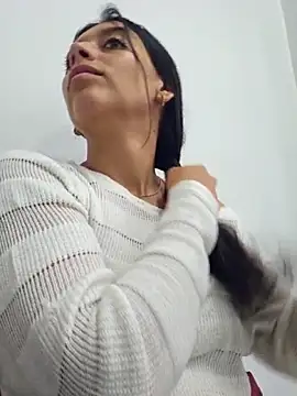 BrittanyDiaz online show from November 14, 2:49 pm