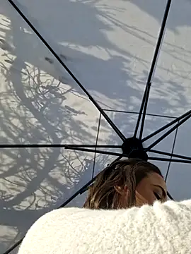 Snapshot of LydiaMaus96 chatting on February 26, 2:27 pm LydiaMaus96 online show from February 26, 2:27 pm