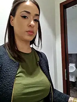 Snapshot of LydiaMaus96 chatting on March 13, 12:23 pm LydiaMaus96 online show from March 13, 12:23 pm