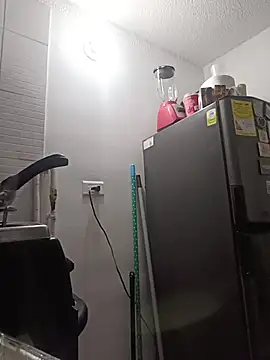 karlamorris  online show from November 27, 1:51 am