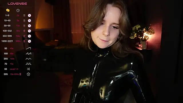 Jantrlatex online show from May 17, 8:38 pm
