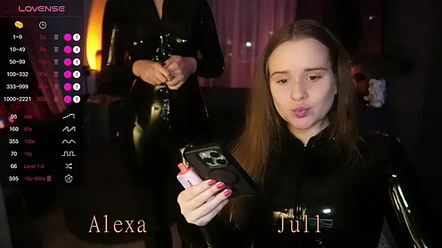 Jantrlatex online show from June 3, 8:03 pm