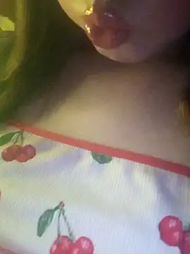 Snapshot of youka_tr chatting on July 5, 5:03 am youka tr online show from July 5, 5:03 am