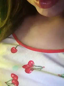 Snapshot of youka_tr chatting on July 10, 12:59 am youka tr online show from July 10, 12:59 am