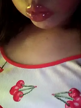Snapshot of youka_tr chatting on July 25, 12:53 am youka tr online show from July 25, 12:53 am