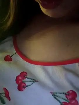 Snapshot of youka_tr chatting on August 1, 1:49 am youka tr online show from August 1, 1:49 am
