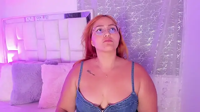 LeahxBarker online show from September 18, 1:18 am