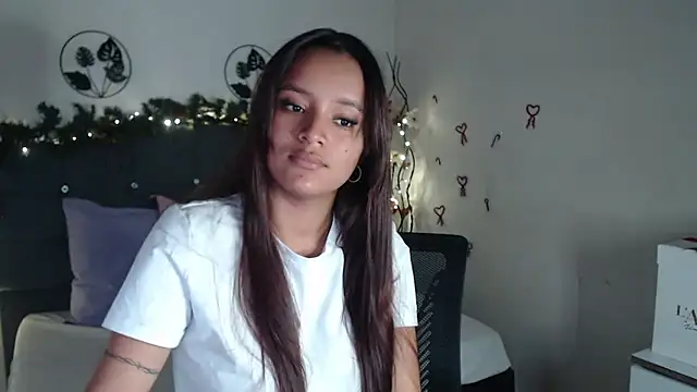 mia sweetdc online show from December 21, 8:54 pm