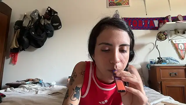 sw333tVicky online show from June 14, 2:41 pm