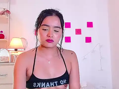 Snapshot of naissha- chatting on February 19, 2:44 pm naissha- online show from February 19, 2:44 pm