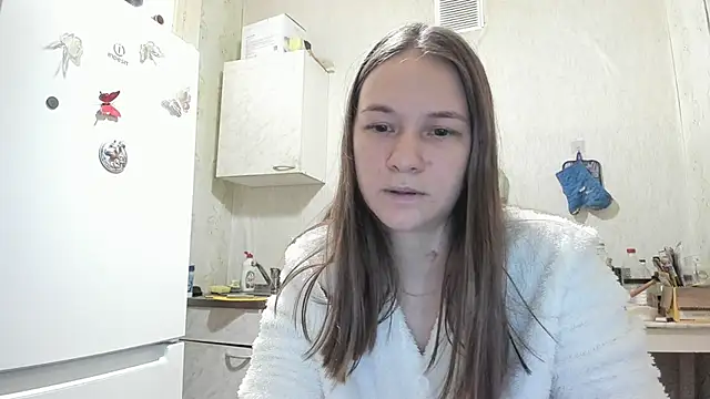 Snapshot of leila_bambi_ chatting on March 10, 2:55 pm leila bambi online show from March 10, 2:55 pm