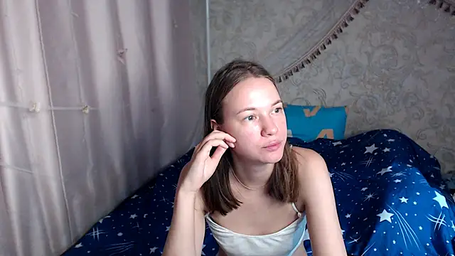 Snapshot of leila_bambi_ chatting on July 28, 5:34 pm leila bambi online show from July 28, 5:34 pm