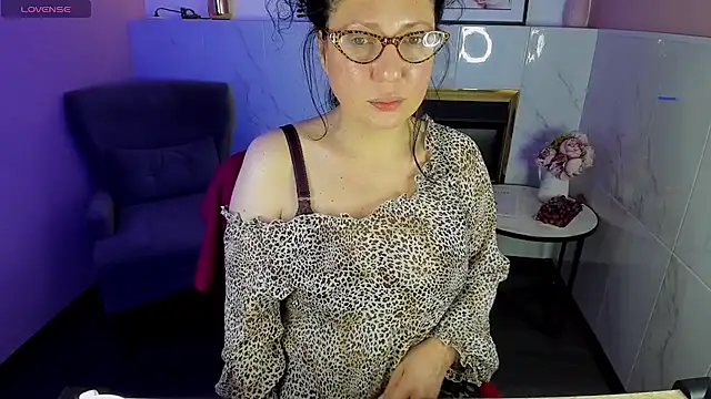 Snapshot of Anita_Muse chatting on December 23, 1:18 am Anita Muse online show from December 23, 1:18 am