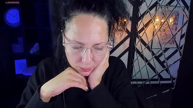 Snapshot of Anita_Muse chatting on December 30, 4:20 am Anita Muse online show from December 30, 4:20 am