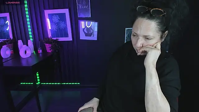 Snapshot of Anita_Muse chatting on March 3, 4:58 am Anita Muse online show from March 3, 4:58 am