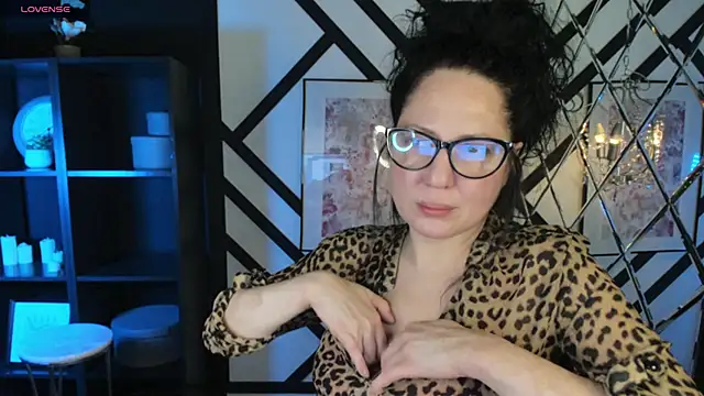 Anita Muse online show from November 22, 9:03 pm