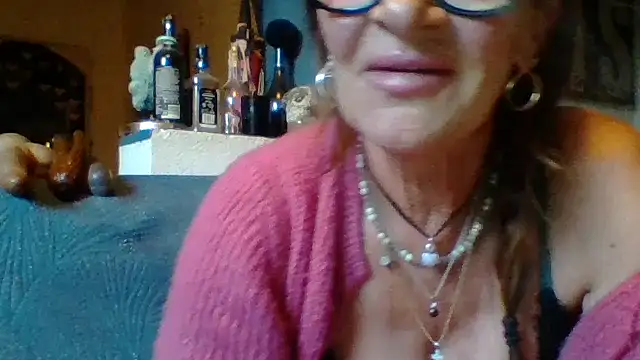 gildamilf online show from June 5, 6:46 pm