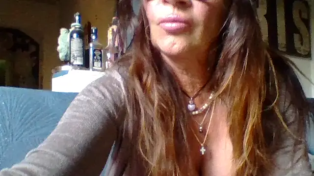 gildamilf online show from June 10, 6:18 pm