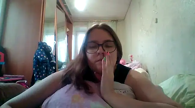 DesireMelissa online show from January 8, 12:15 pm
