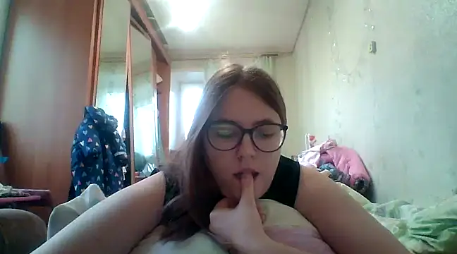 DesireMelissa online show from January 11, 8:43 am