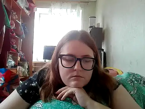 Snapshot of DesireMelissa chatting on July 4, 1:06 pm DesireMelissa online show from July 4, 1:06 pm