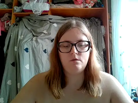 Snapshot of DesireMelissa chatting on July 30, 5:50 am DesireMelissa online show from July 30, 5:50 am