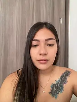 Latina vanessa online show from December 30, 7:53 pm