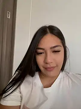 Latina vanessa online show from January 22, 10:15 pm
